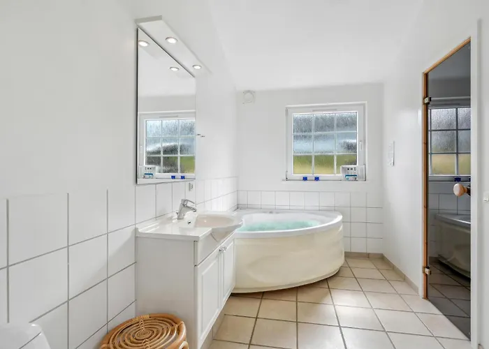 Lovely In With Sauna بيت للعطل